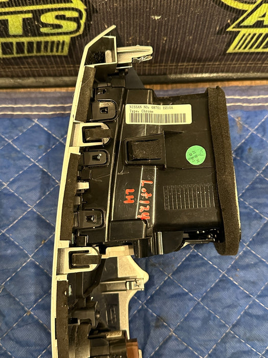 2017 NISSAN TITAN XD DASH DASHBAORD LEFT AIR VENT OEM