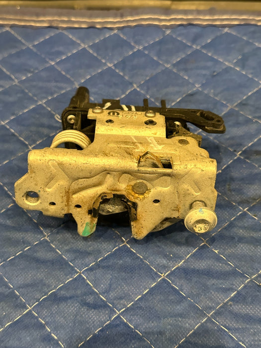2021 RAM 2500 LARAMIE TAILGATE LEFT LOCK LATCH ACTUATOR OEM *MINOR HEAT DAMAGE*