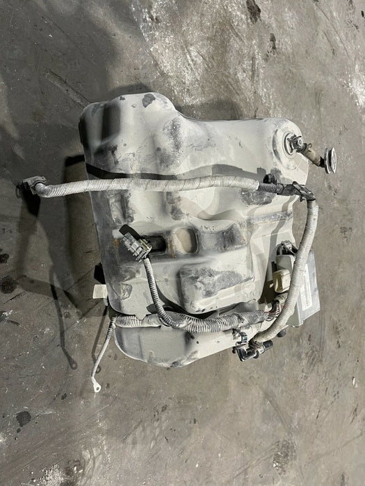 2018 DODGE RAM 3500 LARAMIE 4X4 6.7L DEF TANK DIESEL EXHAUST FLUID RESERVOIR OEM