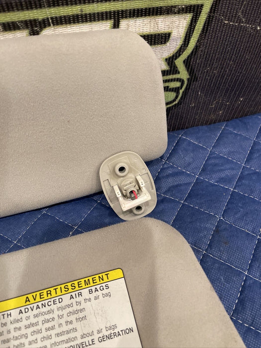 2014 TOYOTA PRIUS V LEFT RIGHT SUN VISORS SUNVISOR PAIR OEM~COSMETIC WEARS~