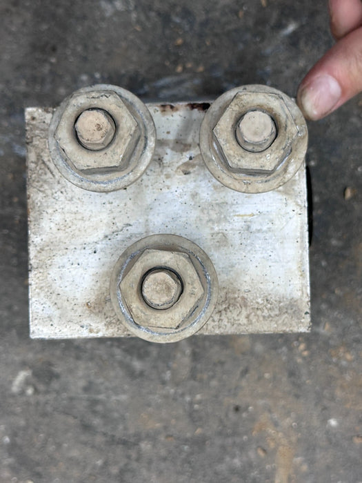 2017-2022 FORD F250 F350 MOTOR ENGINE MOUNT OEM