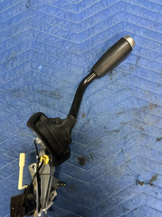 2017 DODGE RAM 2500 3500 MEGACAB GEAR SELECTOR SHIFTER W/BRACKET OEM