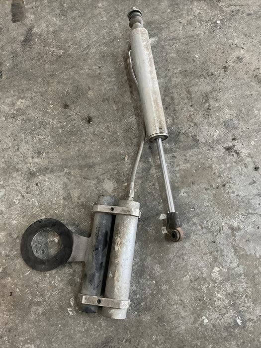 2018 FORD F350 FRONT AFTERMARKET STRYKER 4 INCH SHOCK STRUT W/ DUAL RESERVOIR