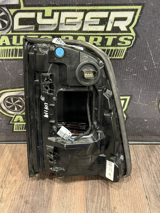 2024 DODGE RAM 3500 DRIVER LEFT TAIL LIGHT OEM *WEAR 3-10,17,18*