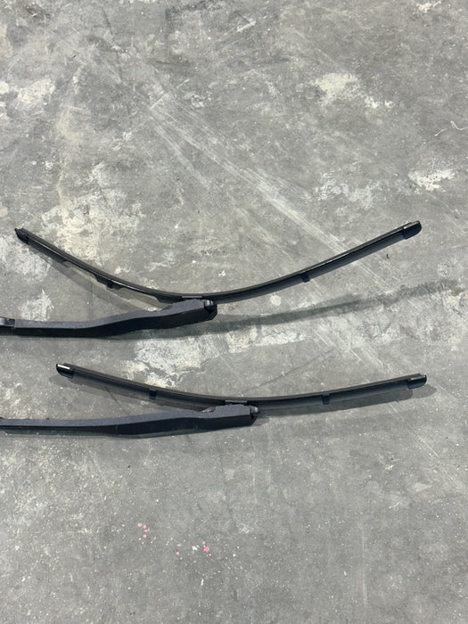 2024 BMW M3 M4 G80 G82 LEFT RIGHT WINDSHIELD WIPER ARMS OEM