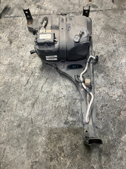 2017 RAM 2500 3500 6.7L DIESEL DEF DIESEL EXHAUST FLUID TANK W/ BRACKET OEM 2018