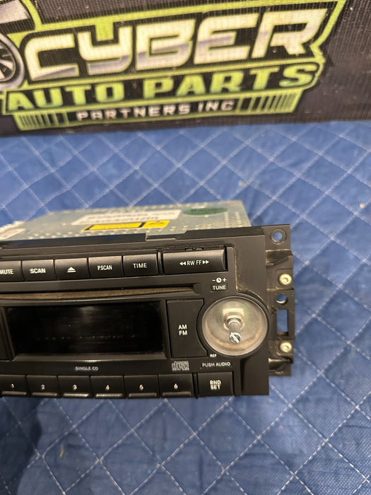 2006-2008 DODGE RAM 3500 RADIO CD PLAYER TUNER RECEIVER P 05064173AI