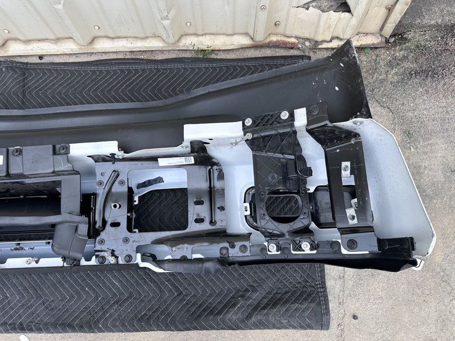 2023 2024 2025 FORD F250 F350 PLATINUM FRONT BUMPER ASSEMBLY STAR WHITE OEM