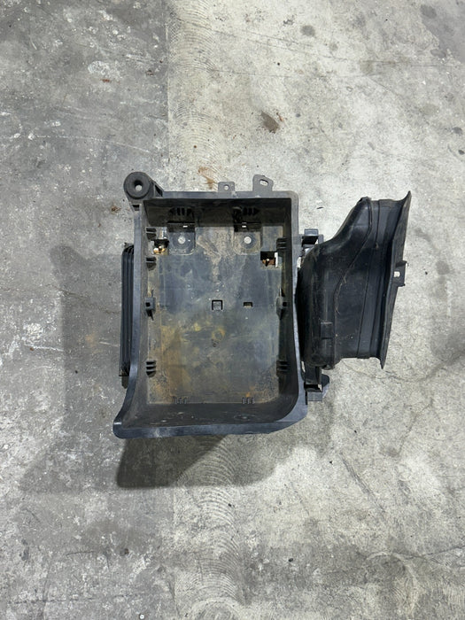 2017-2019 FORD F450 BATTERY TRAY W DUCT OEM