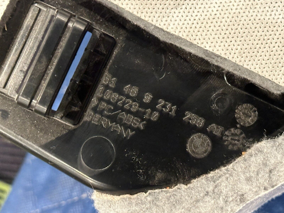 2020 BMW M4 F82 FRONT LEFT UNDER DASH KNEE PANEL TRIM COVER 51 45 9 231 258