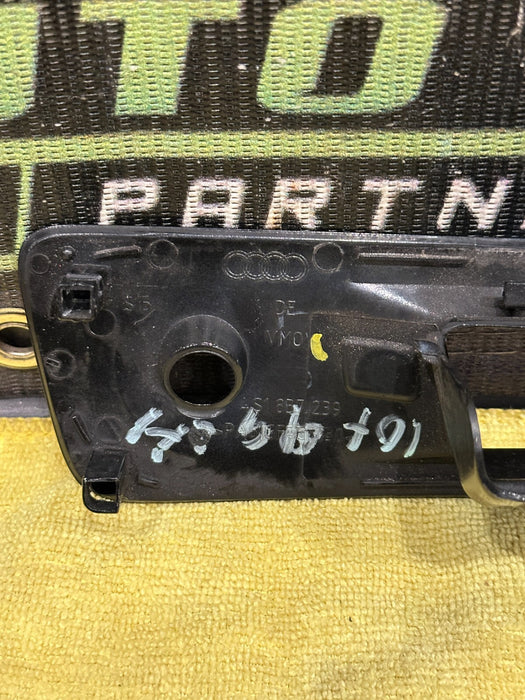 2021 AUDI R8 DRIVER LEFT DOOR HANDLE TRIM PLATE OEM 4S1 837 239 *MINOR FLAW #2*