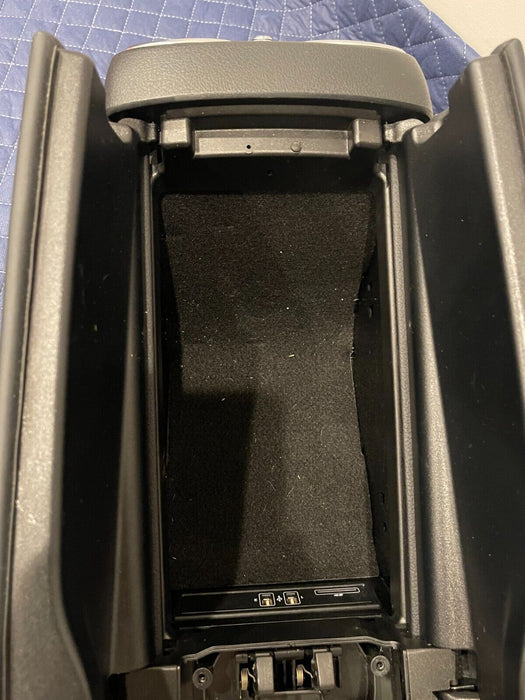 2019 MERCEDES-BENZ E63S AMG BLACK LEATHER CENTER CONSOLE OEM