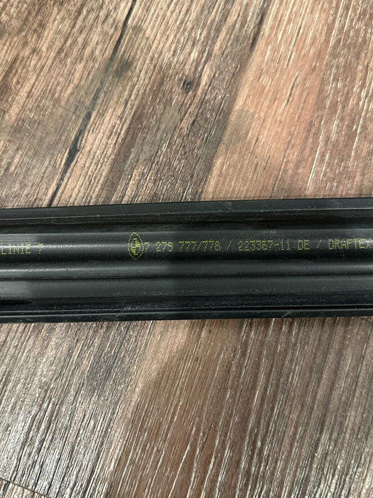 2020 BMW M4 F82 FRONT RIGHT DOOR MIRROR RUBBER SEAL OEM 7 279 778