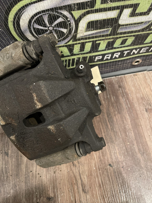 2014 TOYOTA PRIUS V FRONT RIGHT PASSENGER BRAKE CALIPER ASSEMBLY OEM