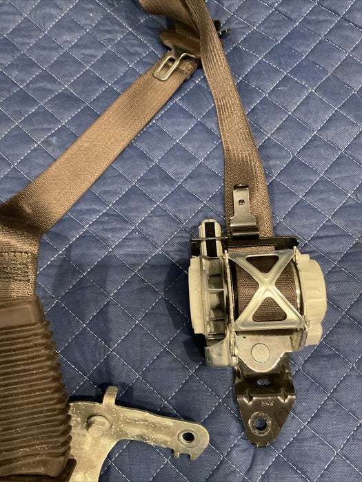 2018-2019 FORD F250 F350 F450 KING RANCH FRONT RIGHT SEATBELT OEM