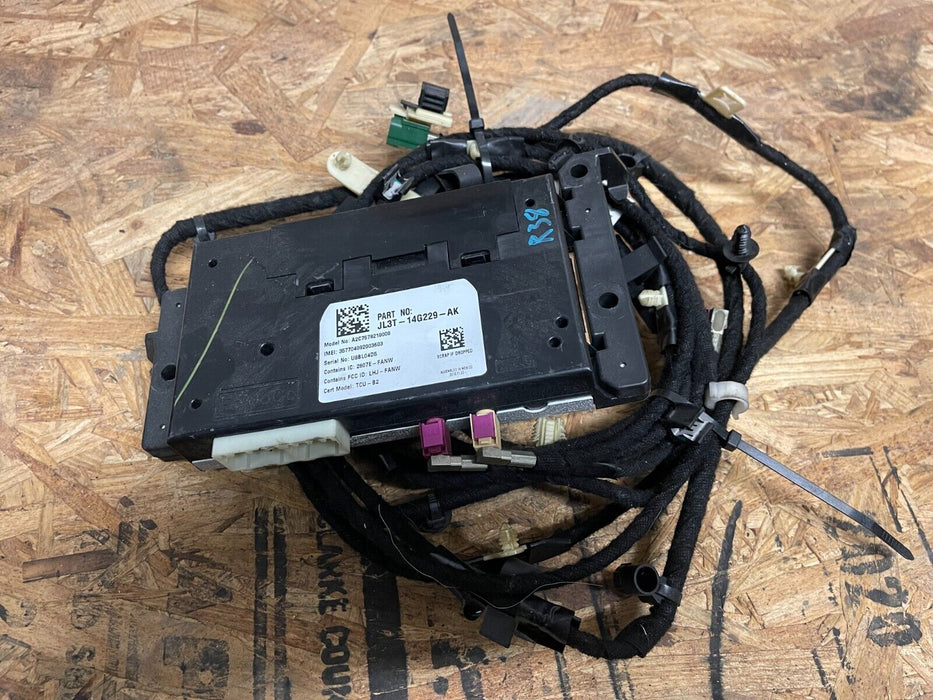 2017 2018 2019 FORD F250 F350 COMMUNICATION CONTROL MODULE W/ HARNESS OEM