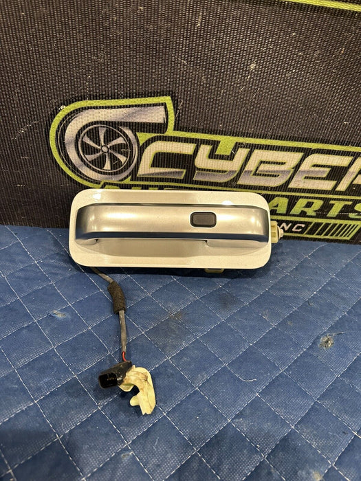 2017-2022 FORD F250 F350 F450 LIMITED FRONT PASSENGER RIGHT DOOR HANDLE (UG) OEM