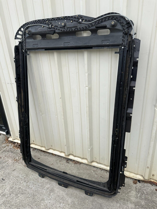 2017 2018 2019 FORD F250 F350 F450 PLATINUM TWIN PANEL MOONROOF FRAME OEM