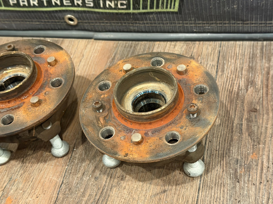 2020-2025 BMW M8 4.4L V8 WHEEL HUB BEARINGS 2 FRONT 1 REAR OEM 5K MILES