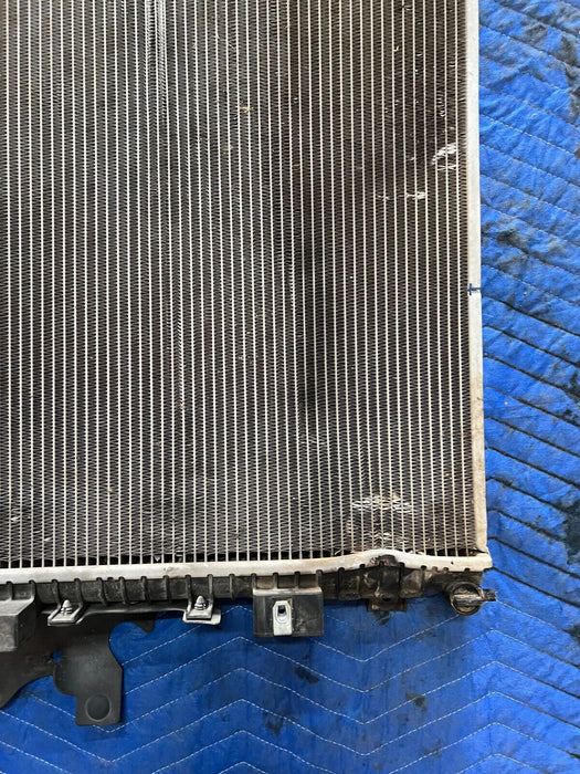 2019 FORD F250 F350 F450 6.7L DIESEL RADIATOR ASSEMBLY OEM ~MINOR FLAW NO LEAKS~