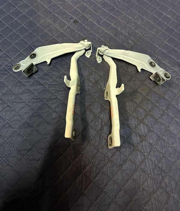 2016 FORD MUSTANG SHELBY GT350 LEFT RIGHT HOOD HINGE HINGES PAIR OEM FR3V16801AC