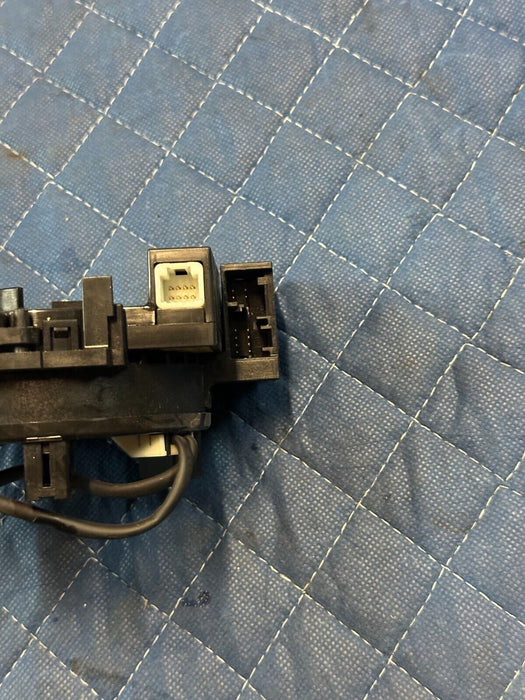 2016-2019 NISSAN TITAN XD STEERING WHEEL CLOCK SPRING OEM 47945 1HA0A R2