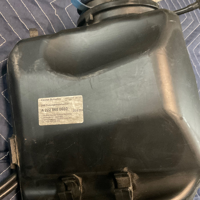 2014 MERCEDES S550 WINDSHIELD WASHER TANK ASSEMBLY  OEM