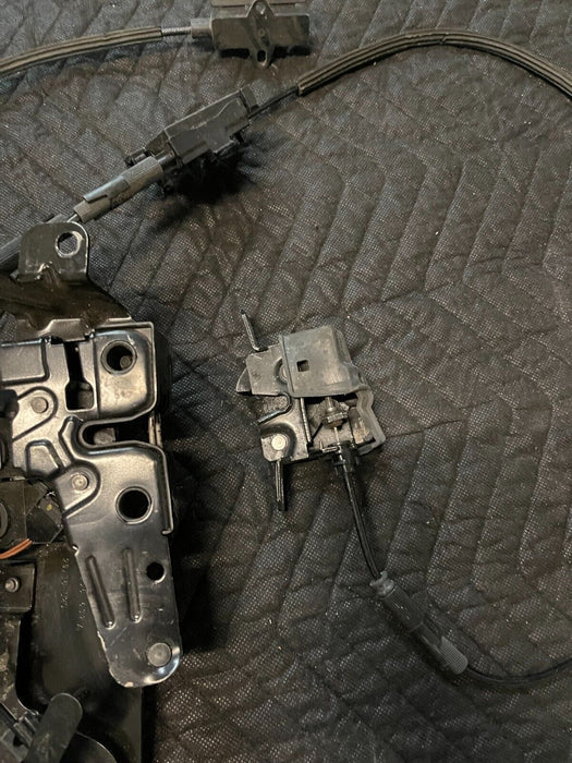 2017 AUDI R8 V10 FRONT HOOD BONNET LOCK LATCHES ASSEMBLY OEM 4E0 823 509 H