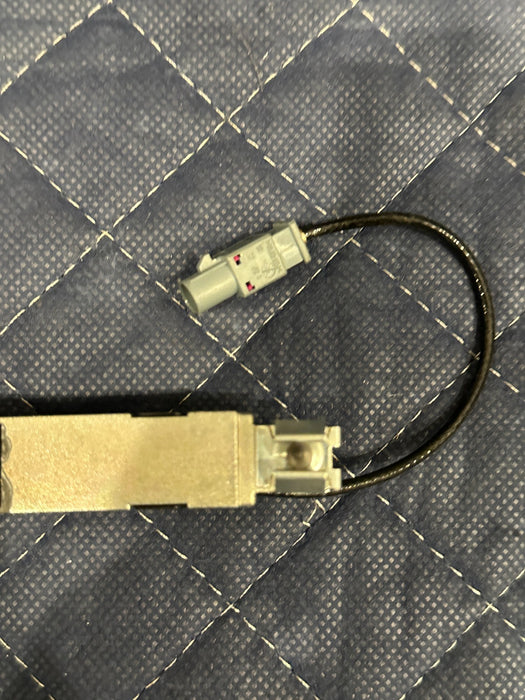 2014 AUDI R8 SPYDER LEFT RIGHT ANTENNA AMPLIFIER PAIR 420 035 225 C