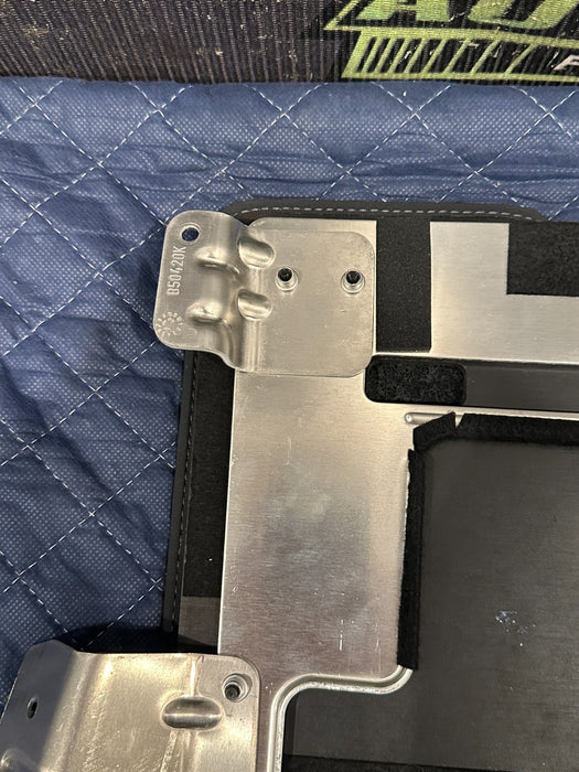 2014 AUDI R8  FLOOR MAT FOOT REST CARPET METAL UNDERNEATH OEM 423 864 420 B