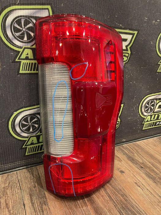 2017 2018 2019 FORD F250 F350 F450 DRIVER LEFT LED TAILIGHT OEM *READ/CRACKED*