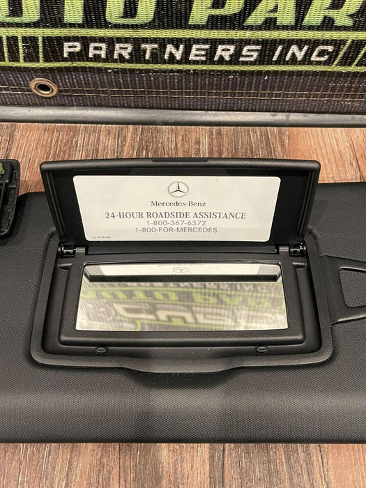 2015 MERCEDES BENZ C63S AMG FRONT LEFT RIGHT SUN VISOR / SUN BLOCKERS OEM *DENT*