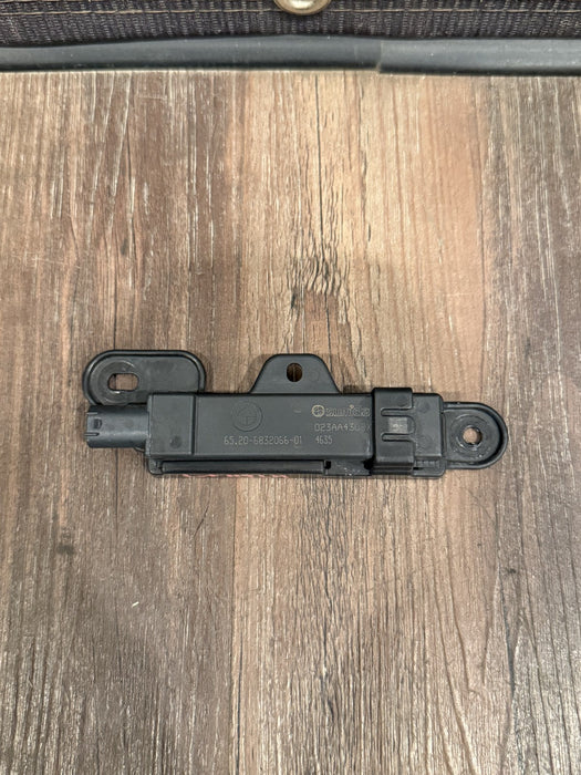 2024 BMW M3 M4 G80 G82 KEYLESS ENTRY ANTENNA MODULE OEM 6832066
