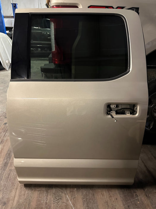 2017-2019 FORD F250 F350 F450 LARIAT WHITE GOLD (GN) REAR DRIVER LEFT DOOR OEM