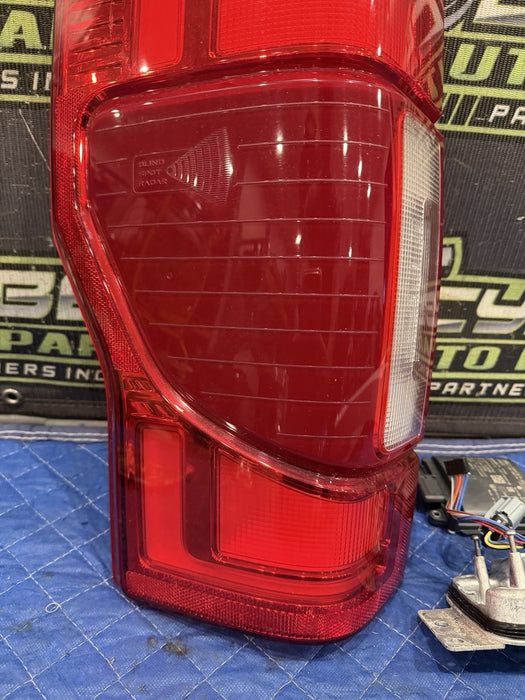 2020 2021 2022 FORD F250 F350 F450 DRIVER LEFT SIDE LED TAIL LIGHT W/ BLISS OEM