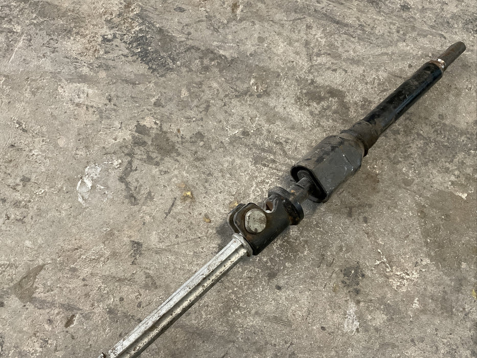 2016-2019 NISSAN TITAN XD STEERING COLUMN SHAFT/LOWER JOINT ASSEMBLY OEM