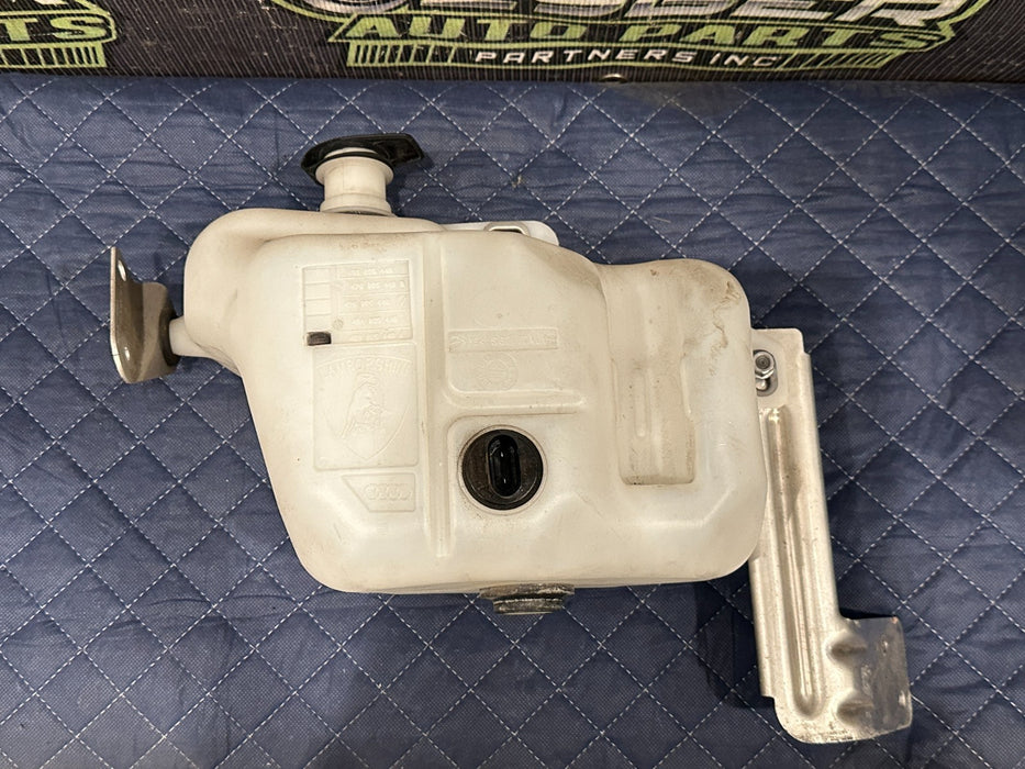 2014 AUDI R8 4.2L V10 OEM WINDSHIELD WASHER FLUID TANK RESERVOIR 423 955 449