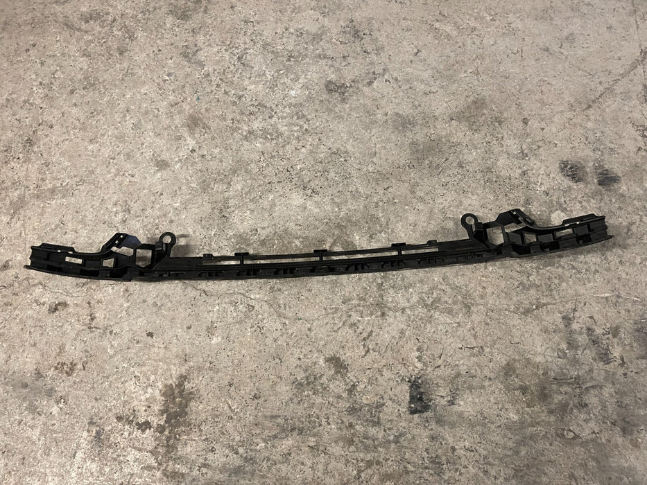 2019 MERCEDES BENZ E63S AMG W213 FRONT LOWER BUMPER MOUNTING BRACKET OEM *CRACK*