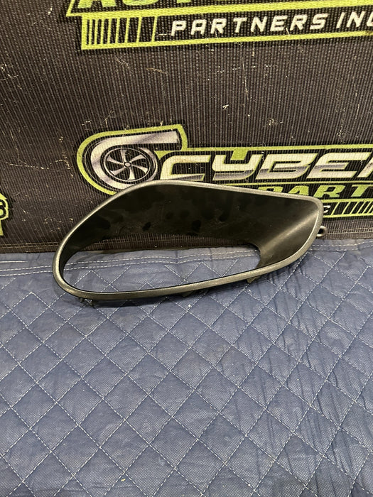 2014 PORSCHE 911 TURBO S REAR RIGHT QUARTER PANEL DUCT VENT OEM 991504372001