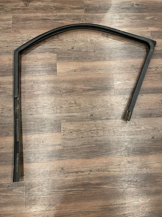 2017-2022 FORD F250 F350 PLATI FRONT RIGHT DOOR RUBBER WHEATHER STRIP SEAL OEM