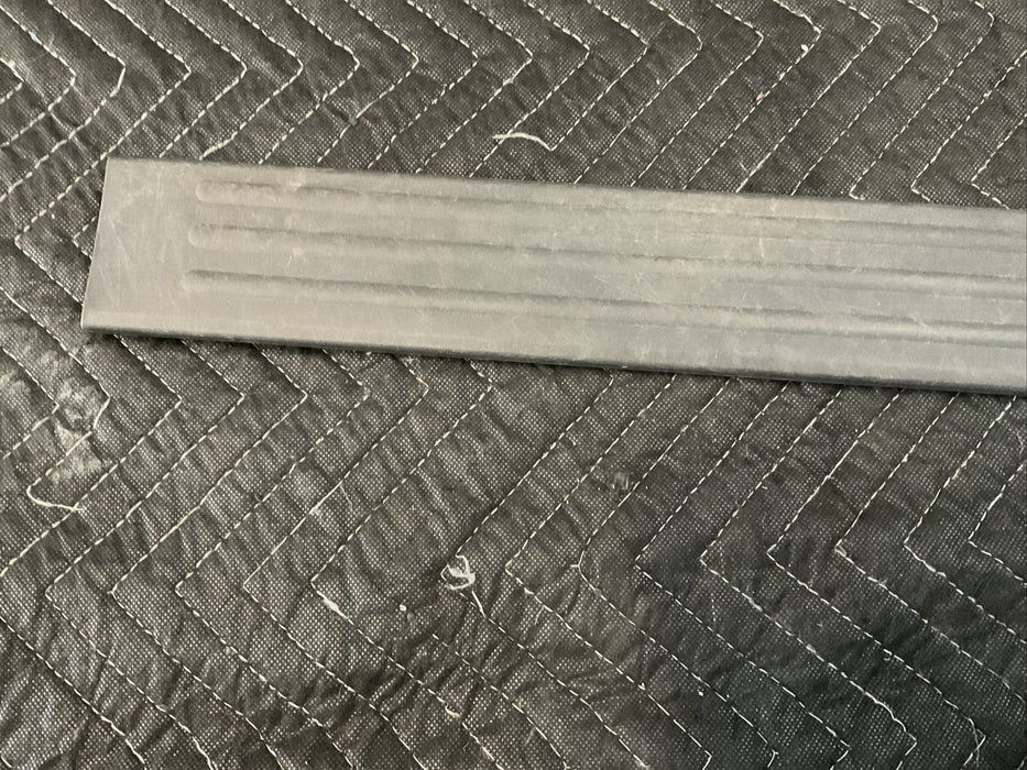 2016-2019 NISSAN TITAN FRONT LEFT KICK PLATE DOOR SILL OEM