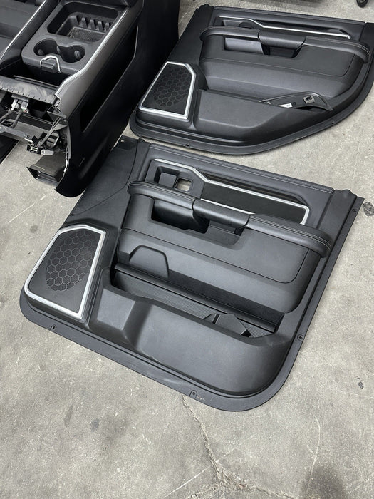 2021 RAM 2500 LARAMIE MEGA CAB INTERIOR FRONT REAT SEATS CENTER CONSOLE PANELS