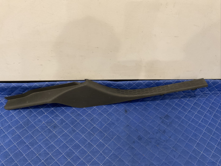 2012 DODGE RAM 3500 REAR LEFT DRIVER DOOR SILL PANEL PLATE TRIM OEM *WEARS*