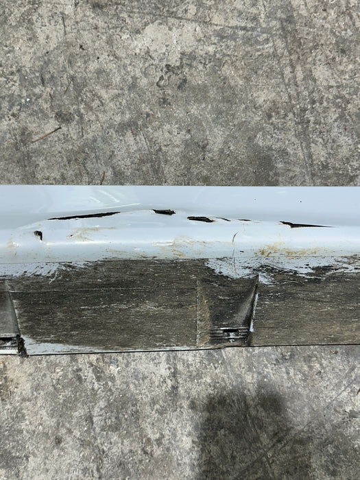 2017 AUDI R8 SPYDER RIGHT SIDE SKIRT ROCKER PANEL OEM *DAMAGE 8,9,13*