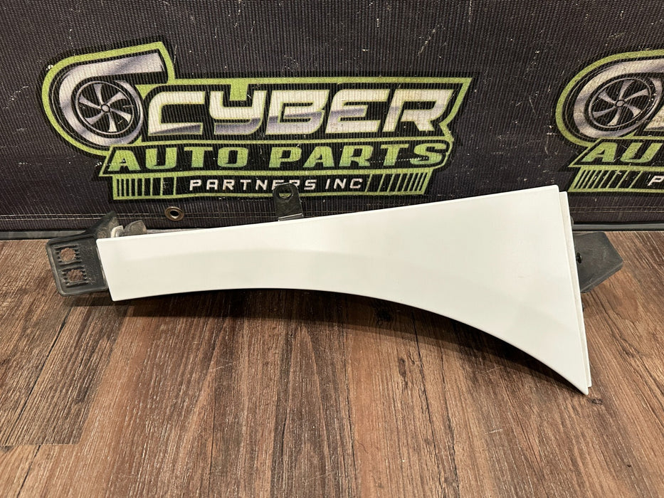 2017-18 AUDI R8 SPYDER WHITE PASSENGER RIGHT FENDER PANEL W FOAM ASSEMBLY OEM