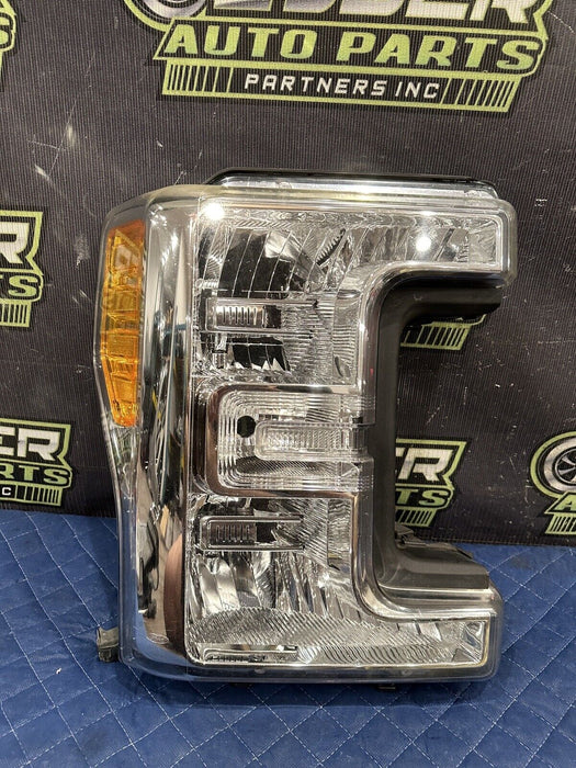 2017 2019 FORD F250 F350 F450 LARIAT RIGHT PASSENGER SIDE HALOGEN HEADLIGHT OEM