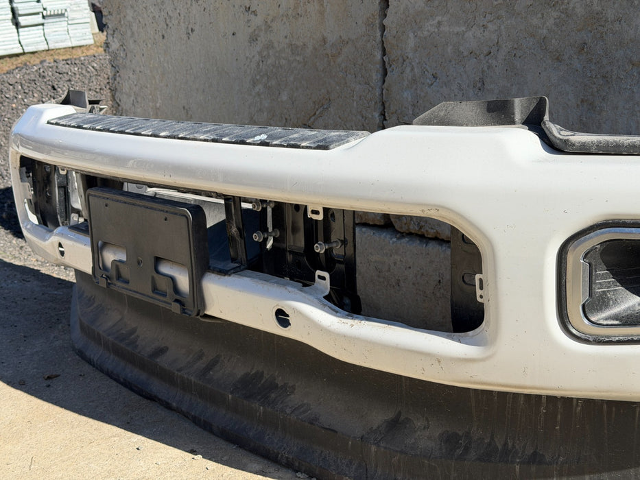 2023 2024 2025 2026 FORD F250 F350 PLATINUM STAR WHITE FRONT BUMPER ASSEMBLY OEM