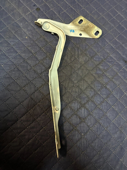 2018 DODGE CHARGER HELLCAT FRONT RIGHT PASSENGER HOOD HINGE OEM