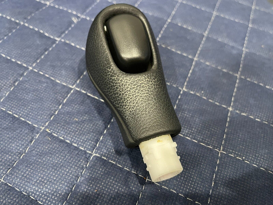 2017 INFINITI Q50 RED SPORT AUTOMATIC SHIFTER KNOB OEM *SCRATCHES*