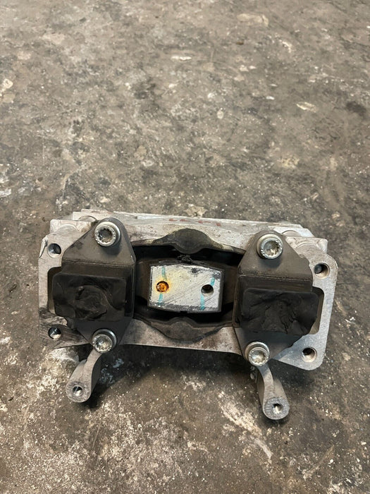 2021 AUDI R8 PLUS TRANSMISSION MOUNT ~BUSHING DAMAGE~ 4S0 813 857 B 4S0.813.857B